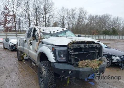 2011 Ford F-250 Xlt z USA, uszkodzony, nr VIN 1FT7W2BT3BEC06421